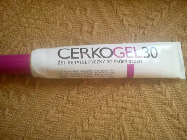 Cerkogel 10, 30, 40 - Jaki żel mocznikowy wybrać na skórę głowy?